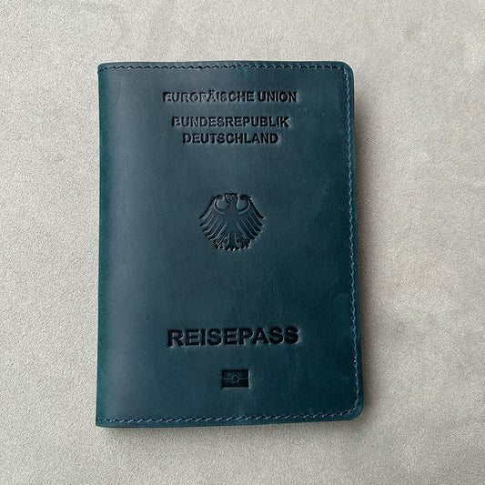 Real Leather Germany Passport Cover Customised Crazy Horse Genuine Leather Passport Cover Men Business German Case for Passport
